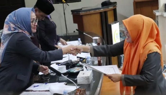 Raperda Penyelenggaraan Program Keluarga Berencana Dibahas di Rapat Paripurna DPRD