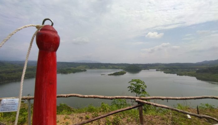 Wisata Alam Pasir Cabe, Destinasi Tersembunyi di Desa Randusari Kuningan