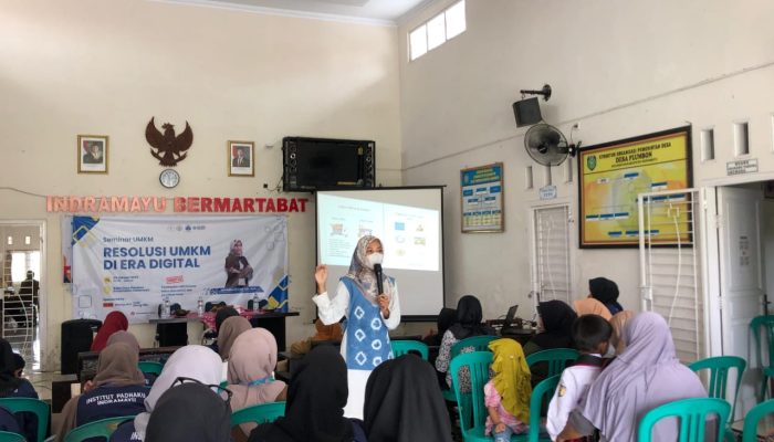 Antusias! Pelaku UMKM Plumbon Ikuti Seminar Digitalisasi dan Legalitas Usaha