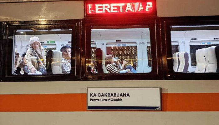 Yuk Cek! Ada Tarif Khusus di KA Gunung Jati dan Cakrabuana