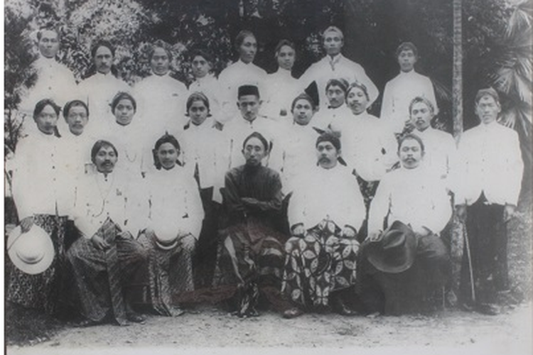 Pelajar STOVIA.