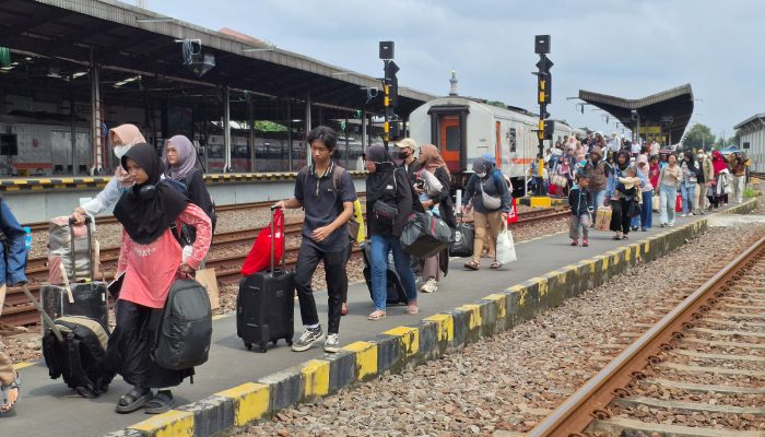 Hingga April, KAI Daop 3 Cirebon Catat 600 Ribu Lebih Penumpang