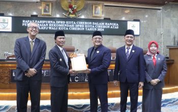 Rapat Paripurna, DPRD Sampaikan Rekomendasi LKPj Walikota Cirebon Tahun 2024