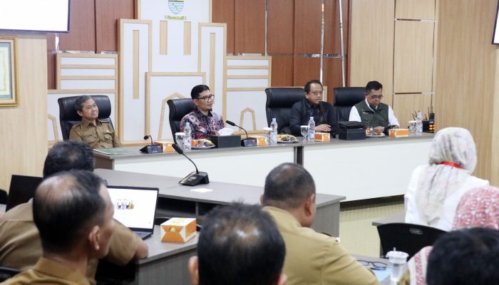Ketua DPRD Kota Cirebon: Pajak dan Retribusi Harus Berkeadilan bagi Masyarakat