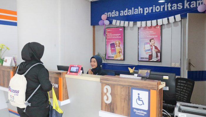 KAI Daop 3 Cirebon Tawarkan Diskon Tiket 20% Sambut HUT ke-80 RI