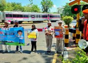 Wujudkan Jiwa Patriotisme, KAI Daop 3 Cirebon Gelar Sosialisasi Keselamatan di Perlintasan Sebidang