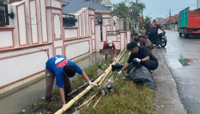 Ambulu Clean, Upaya Gotong Royong Atasi Persoalan Sampah dan Drainase