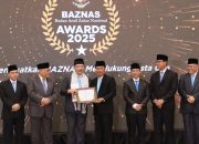 Wali Kota Cirebon Raih BAZNAS Awards 2025 atas Komitmen Dukung Gerakan Zakat