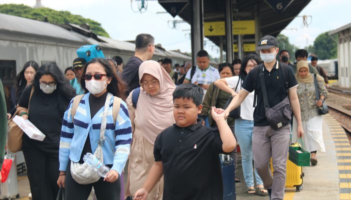 Libur Panjang, KAI Daop 3 Cirebon Tambah Tiket KA Gunungjati dan Cakrabuana