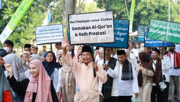 Pawai Ta’aruf Meriahkan Pembukaan MTQ ke-57 Tingkat Kota Cirebon