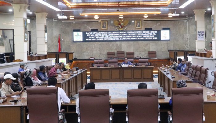 Komisi II Bahas Keseriusan Penanganan Banjir, PKL dan Situs Gunungsari