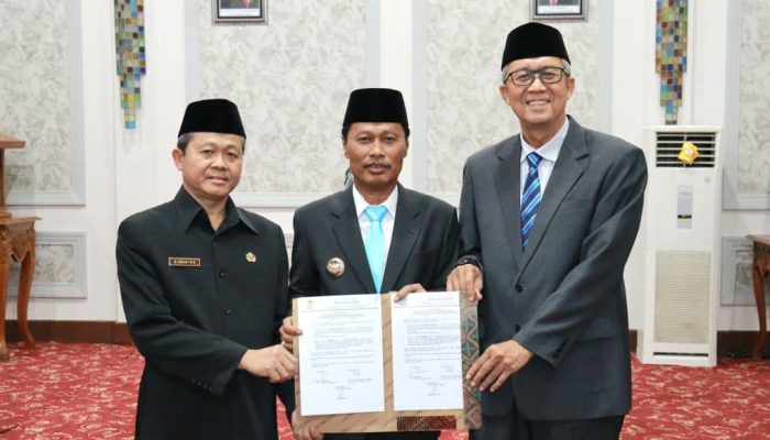Pemkot Cirebon Lantik Pejabat Pimpinan Tinggi Pratama, Perkuat Kinerja Birokrasi