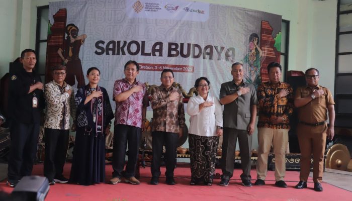 Kabupaten Cirebon Jadi Pusat Sekolah Budaya Jawa Barat 2025