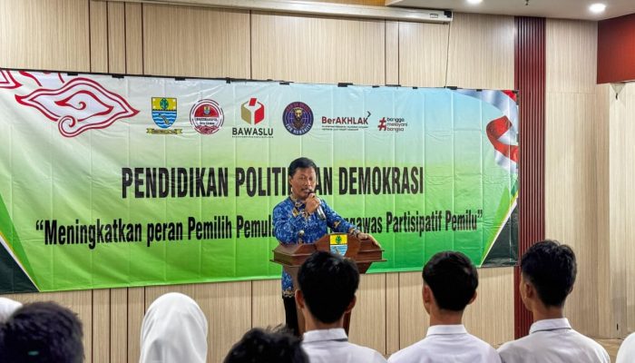 Generasi Muda Dominasi Pemilih, Pemkot Cirebon dan Bawaslu Genjot Literasi Politik Sejak Dini