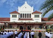 KAI Daop 3 Cirebon Gelar Pasukan Sambut Angkutan Natal 2025 dan Tahun Baru 2026