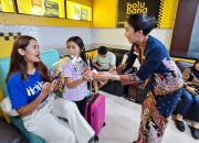 Rayakan Hari Ibu, KAI Daop 3 Cirebon Beri Kejutan untuk Pelanggan
