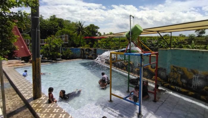 Kolam Renang Balong Puyuh, Destinasi Favorit Keluarga di Kuningan