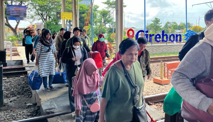 KAI Daop 3 Cirebon Dukung Diskon 30 Persen Tiket Kereta Lebaran 2026