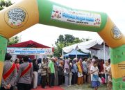 Ratusan Warga Serbu Pangan Murah Polres Cirebon Kota