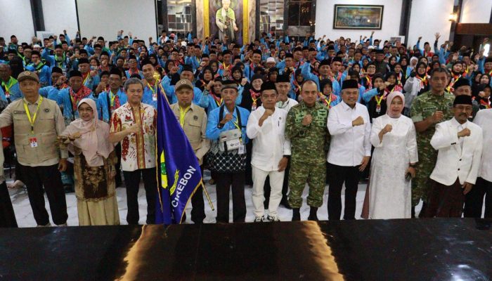 Pemkot Lepas Kloter 23 KJT, Titip Pesan Khusus untuk Jemaah Haji